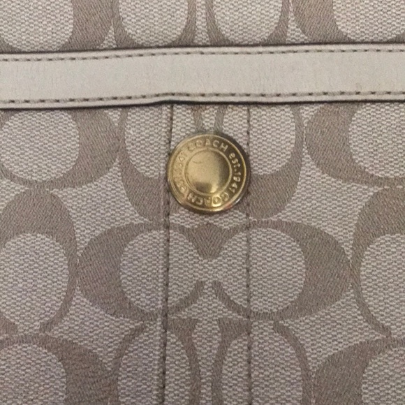 Coach C Tote Purse - Picture 2 of 8